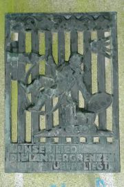 stele1_4